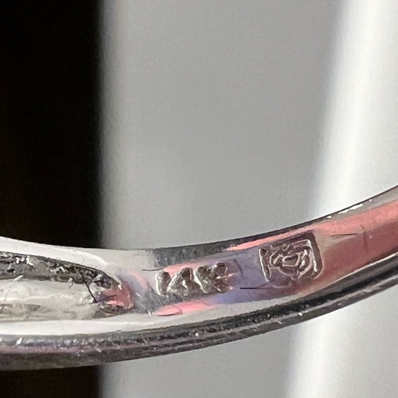 Beautiful 14k White Gold Blue Topaz, Green Amethyst & Diamond Ring set! - Picture 6 of 16